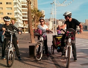 Ciclorutas por Benidorm: 4 zonas para disfrutar en bici con los niños